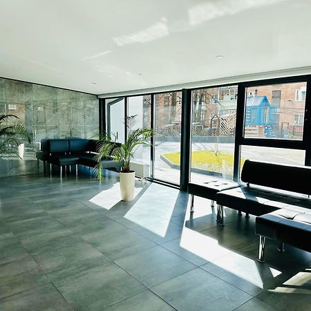 Designer Apartments In The City Center 罗夫诺 外观 照片