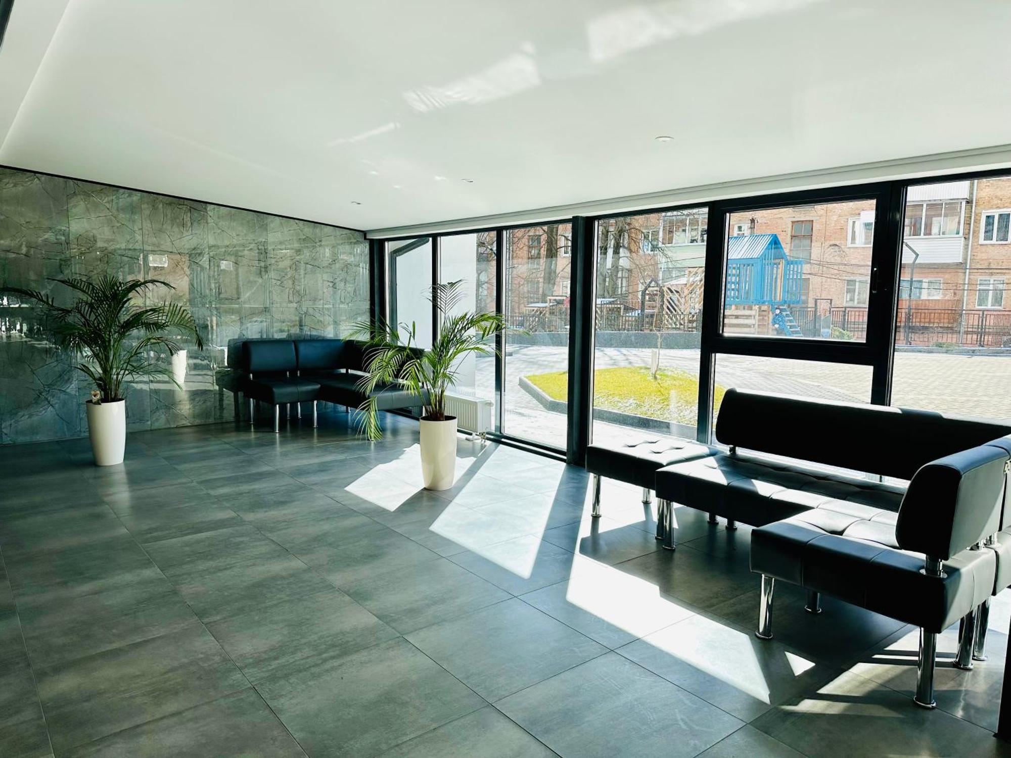 Designer Apartments In The City Center 罗夫诺 外观 照片